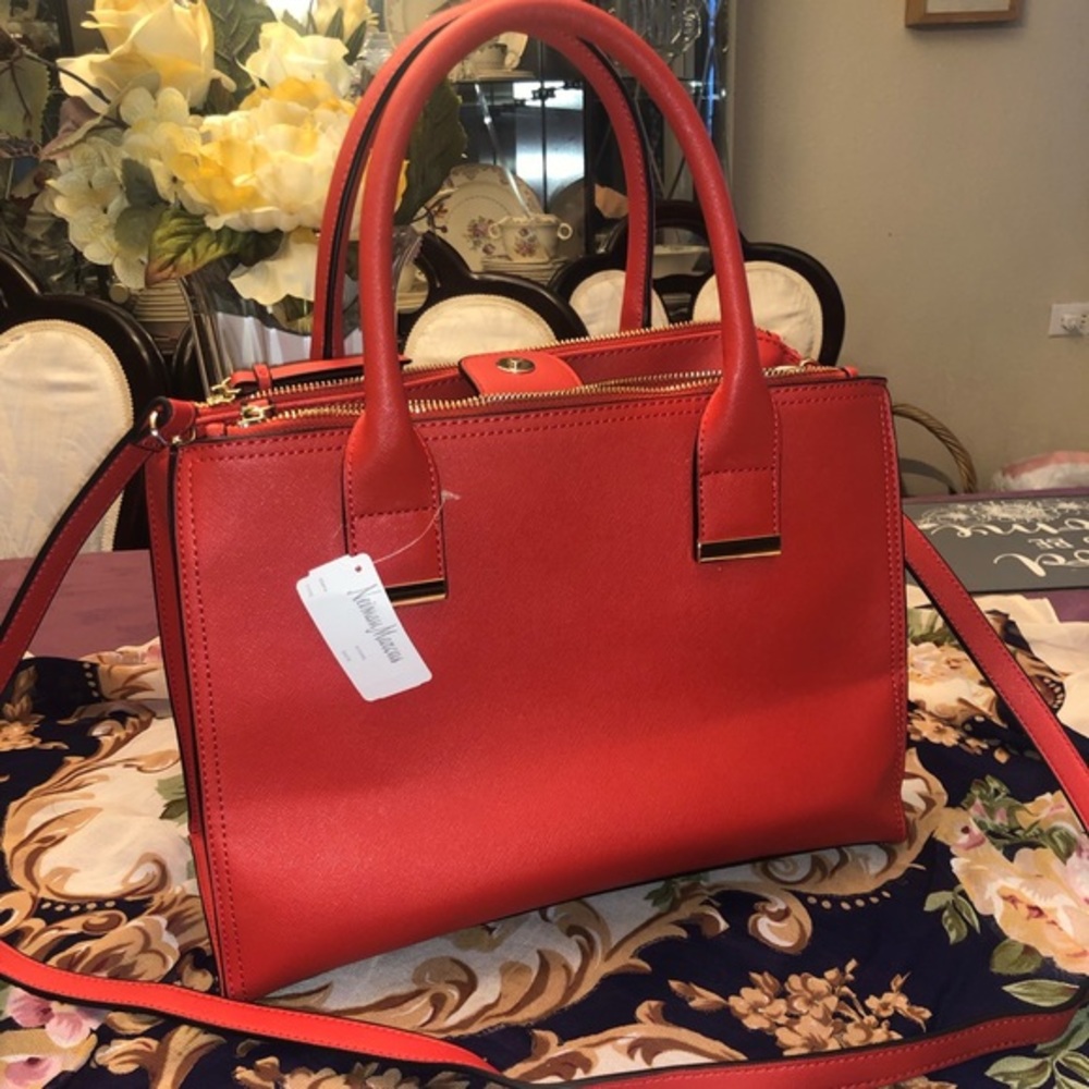 🎈Neiman Marcus Red Handbag 🎈 - Picture 2 of 8